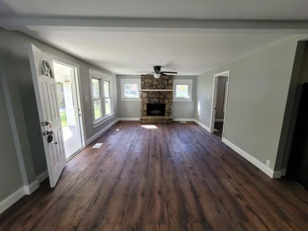 $1,595 | 215 Glendale Drive, Chattanooga, TN 37405