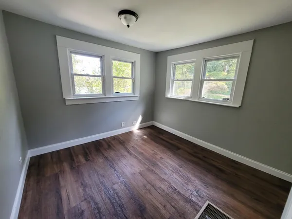 $1,595 | 215 Glendale Drive, Chattanooga, TN 37405