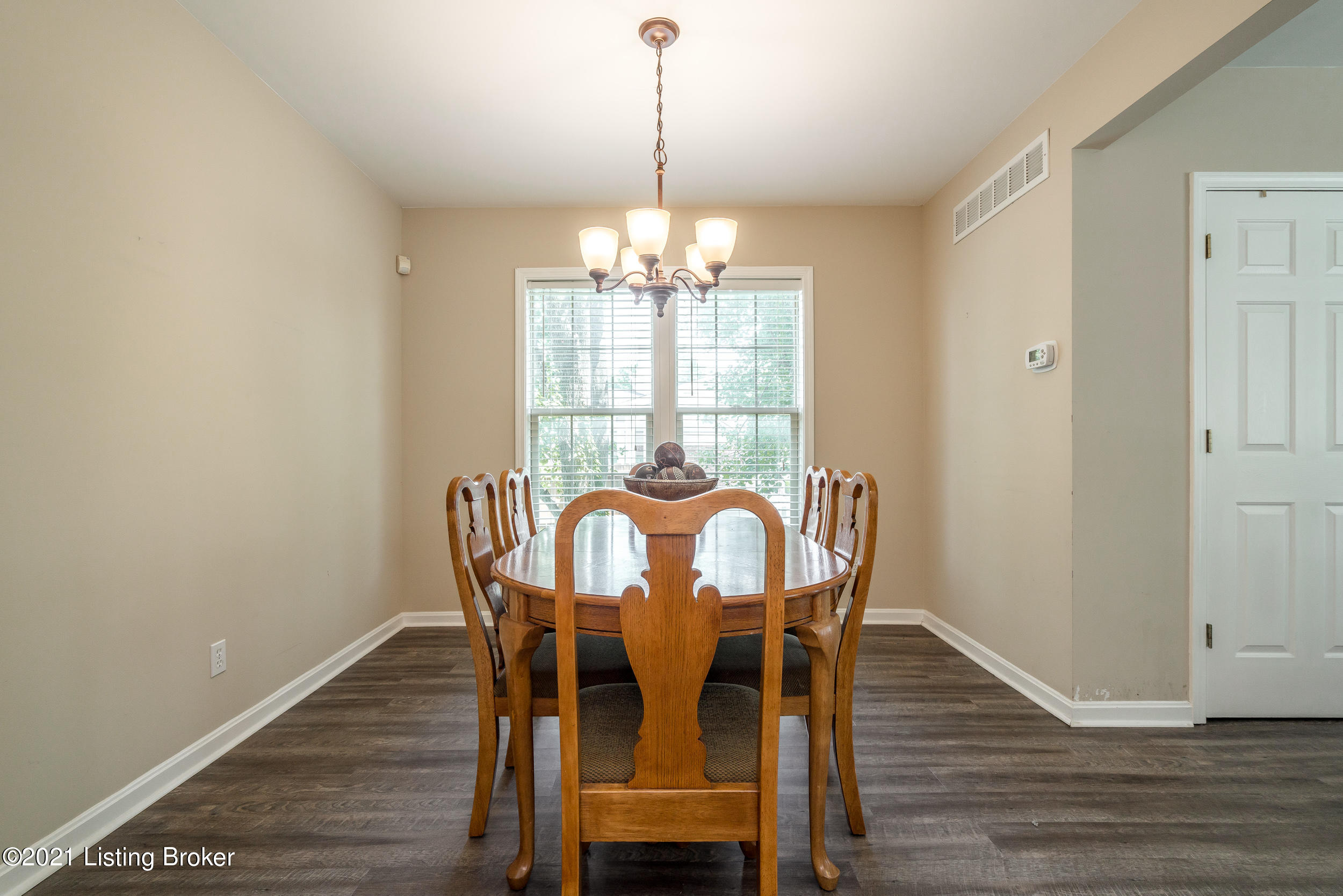 3018 Sprowl Road Louisville, KY 40299 - Photo 17 of 48 3018 Sprowl Road-19