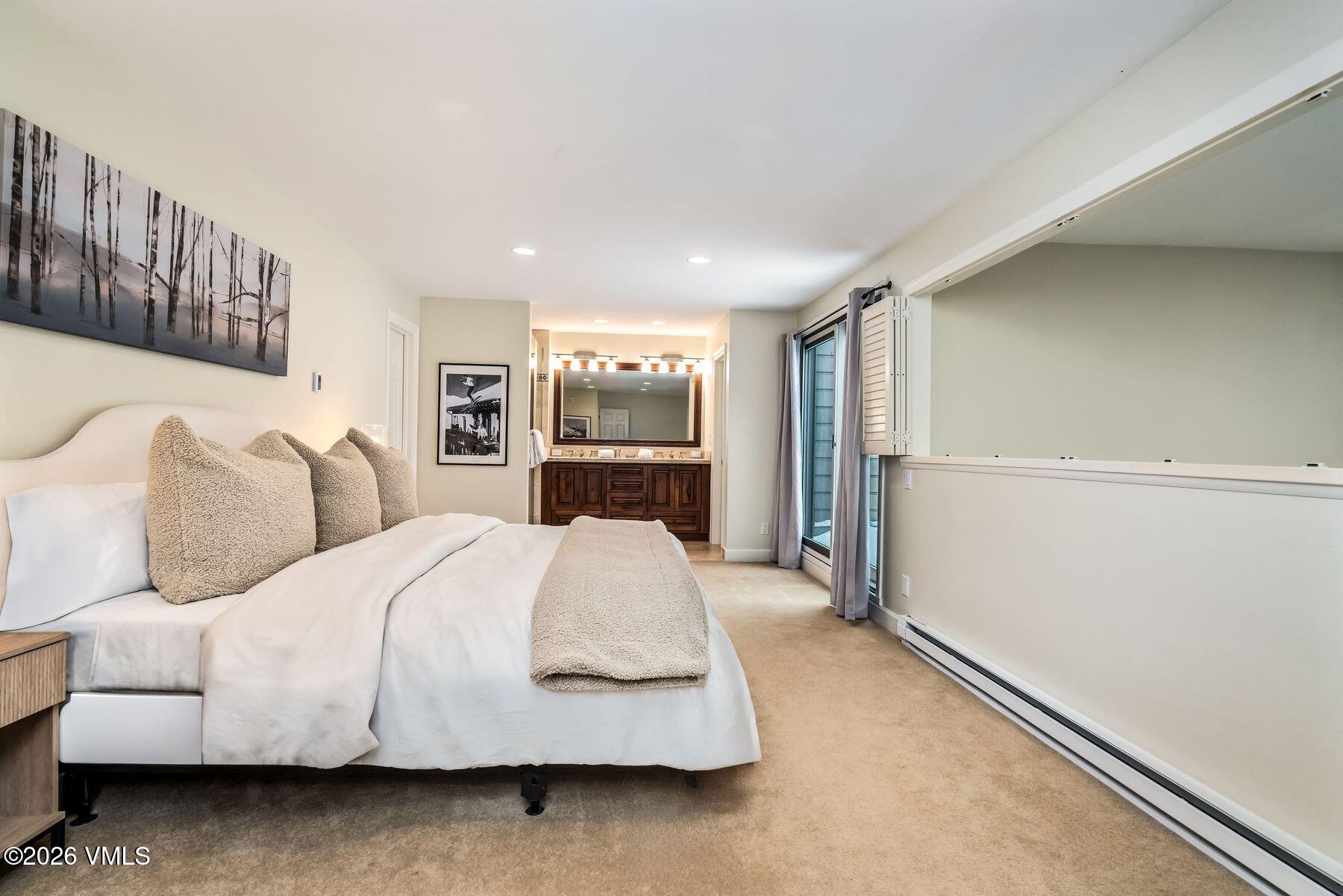 945 Red Sandstone Road, Unit A5 Vail, CO 81657 - Photo 23 of 41 photo_online_023