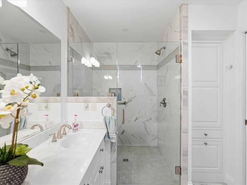 2 Stonegate Drive Burgettstown, PA 15021 - Photo 17 of 33