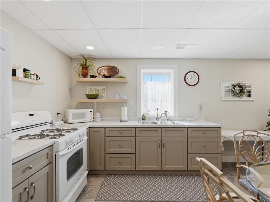 2 Stonegate Drive Burgettstown, PA 15021 - Photo 25 of 33