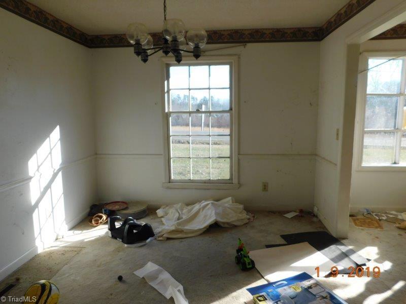 2630 Burch Bridge Road Burlington, NC 27217 - Photo 4 of 13 Gallery Image 4