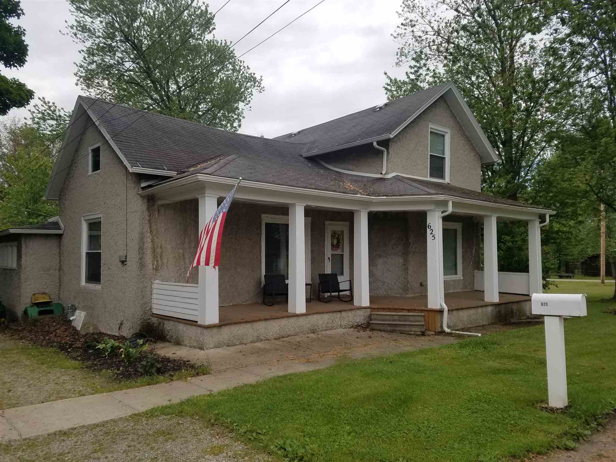 625 West Maple Street Waterloo, IN 46793 - Photo 1 of 17 Gallery Image 1