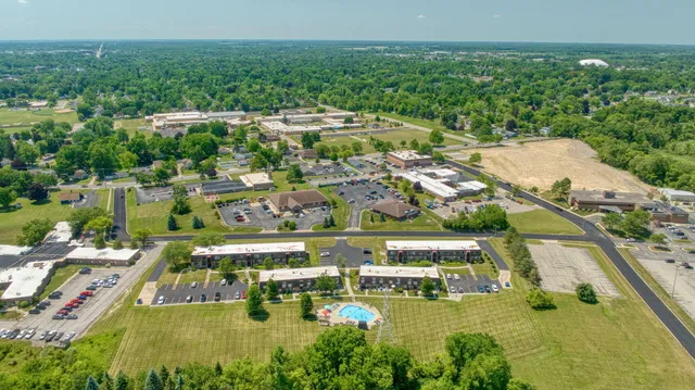 $120,000 | 710 Lakeshire Trail, Unit 201E, Adrian, MI 49221