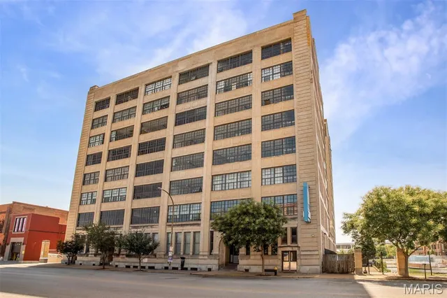 $153,000 | 2020 Washington Avenue, Unit 711, St. Louis, MO 63103