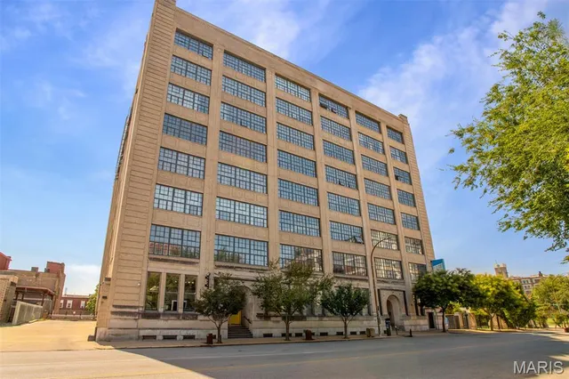 $153,000 | 2020 Washington Avenue, Unit 711, St. Louis, MO 63103