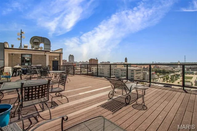 $153,000 | 2020 Washington Avenue, Unit 711, St. Louis, MO 63103