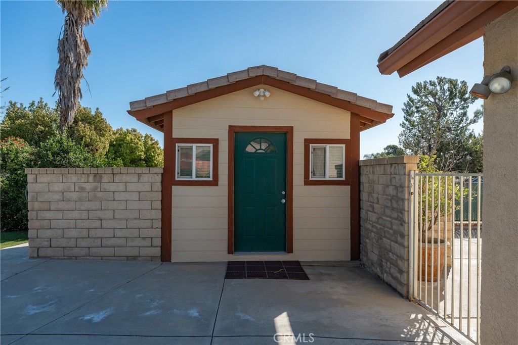 27843 Parker Road Castaic, CA 91384 - Photo 47 of 61 a front view of a house with a garage