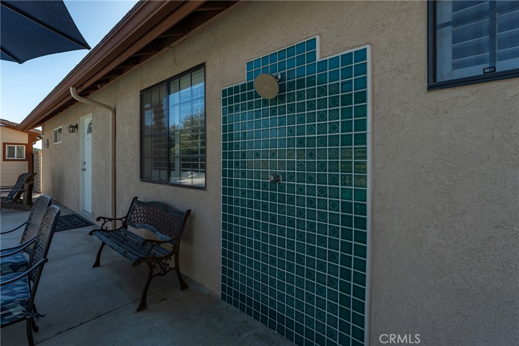 27843 Parker Road Castaic, CA 91384 - Photo 48 of 61 Outside Shower to rinse off after swimming.