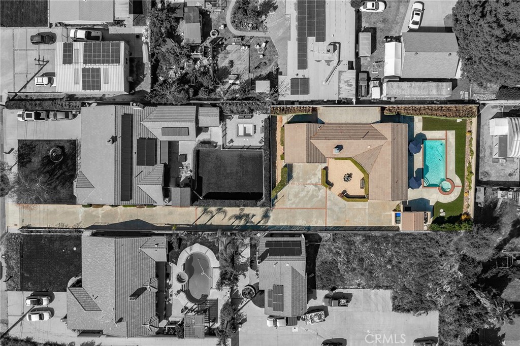 27843 Parker Road Castaic, CA 91384 - Photo 61 of 61 a bathroom with a sink and a mirror