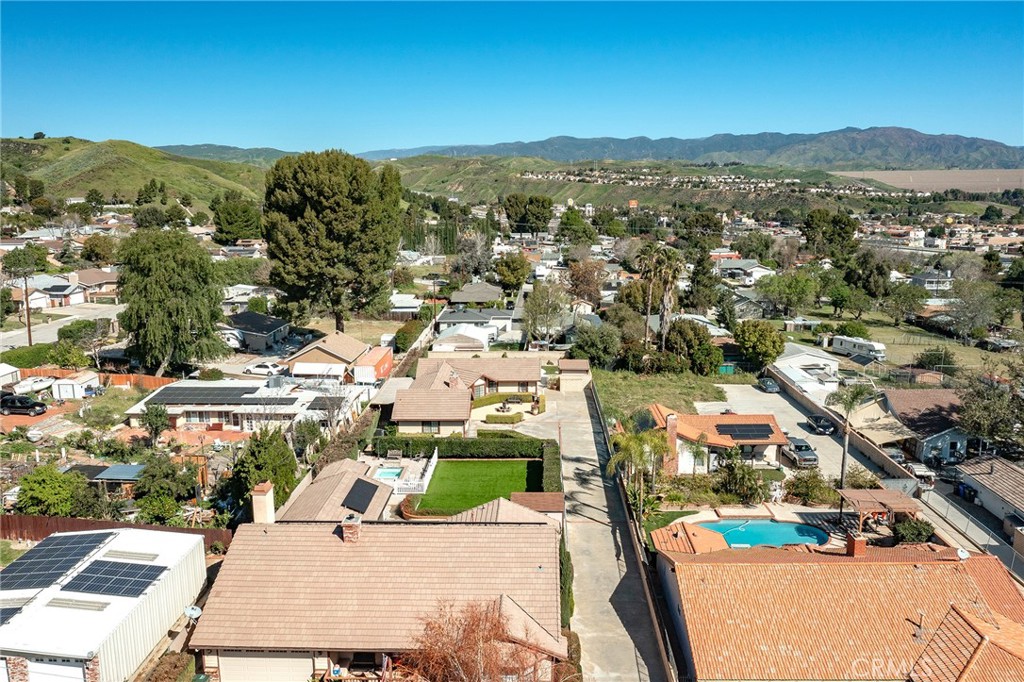 27843 Parker Road Castaic, CA 91384 - Photo 9 of 61 a view of a city