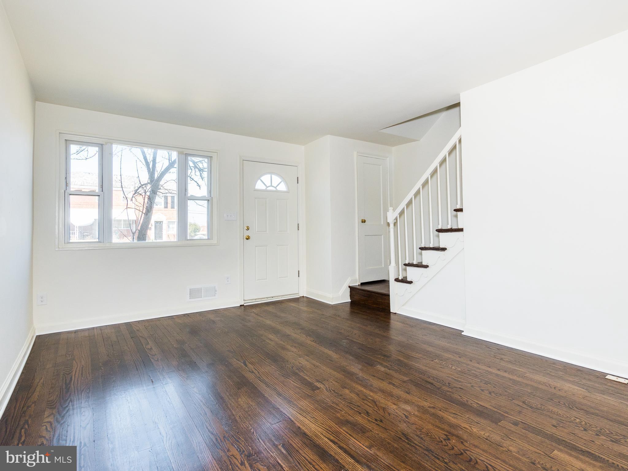 7757 Wynbrook Road Baltimore, MD 21224 - Photo 3 of 30 View looking to front window
