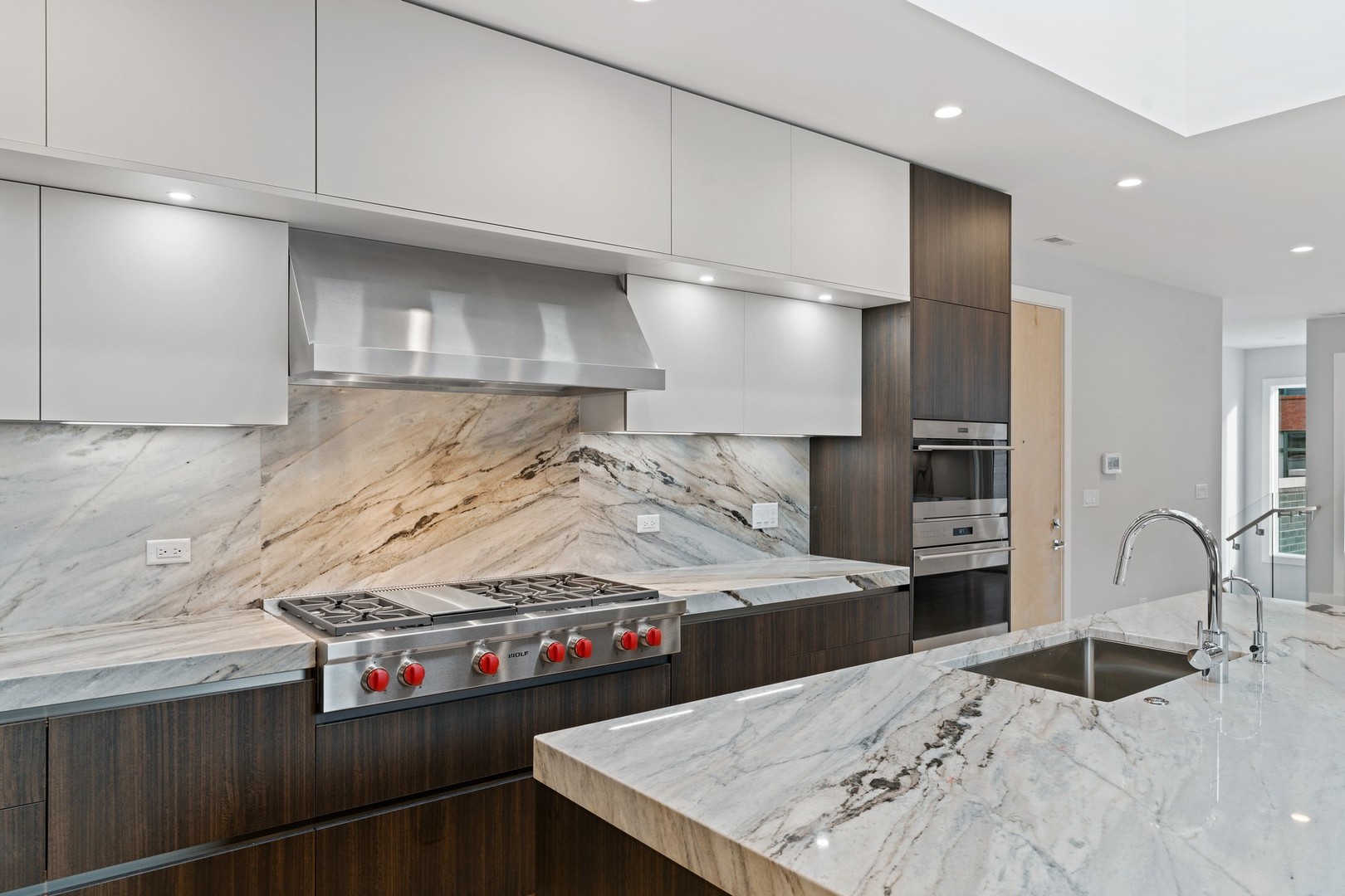 236 South Green Street, Unit 1S Chicago, IL 60607 - Photo 6 of 15 Gallery Image 6
