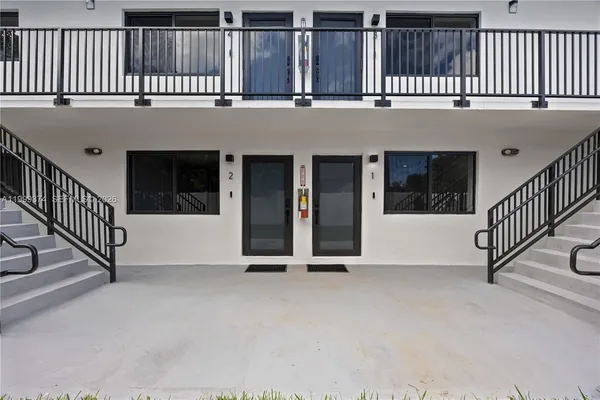 $2,550 | 630 Northeast 166th Street, Unit 3, Miami, FL 33162