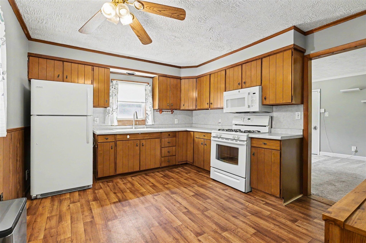 229 Hartman Road Niles, MI 49120 - Photo 10 of 35 Gallery Image 10
