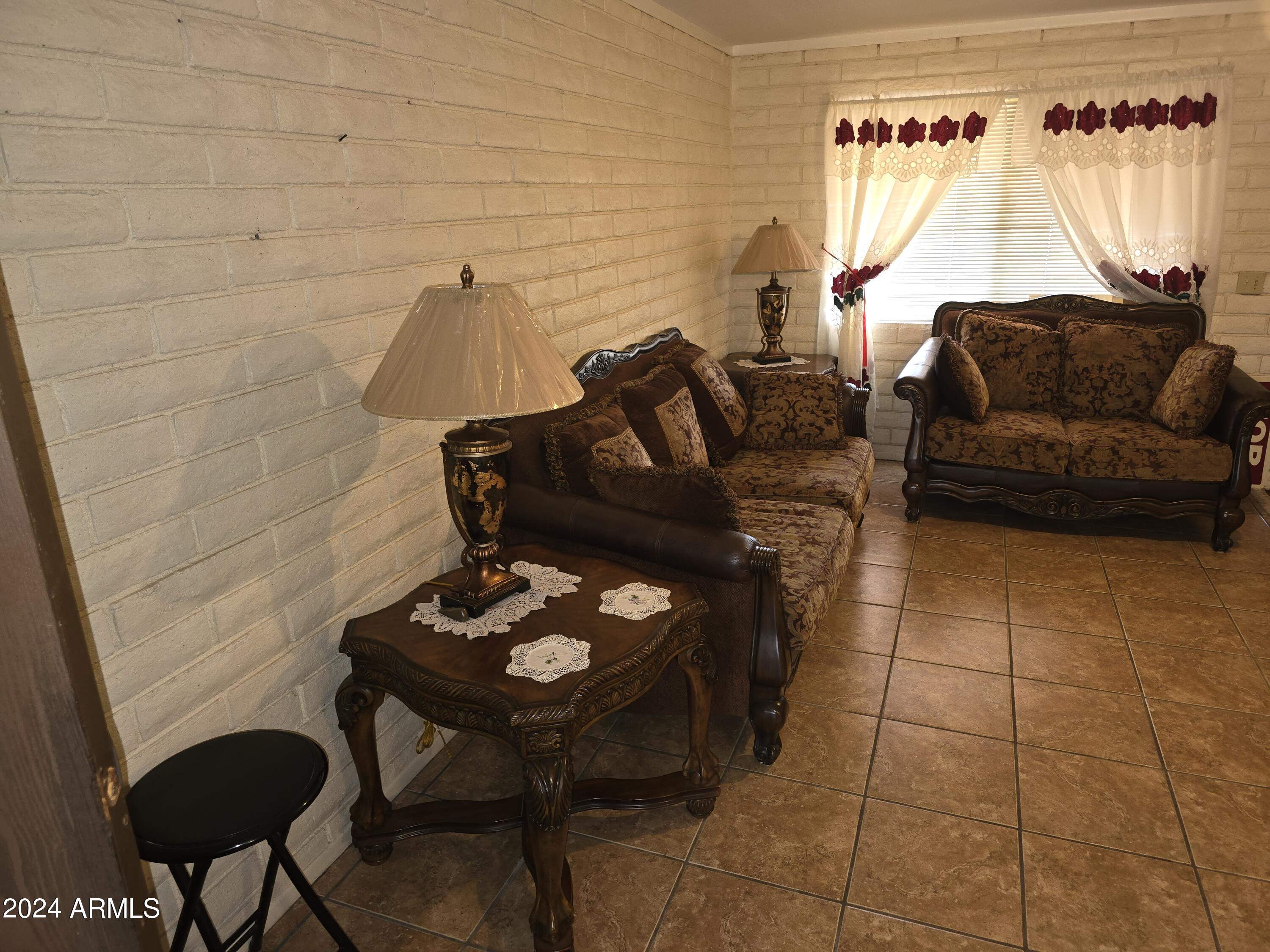 1614 West Fairway View Road Bisbee, AZ 85603 - Photo 17 of 32 1000004401