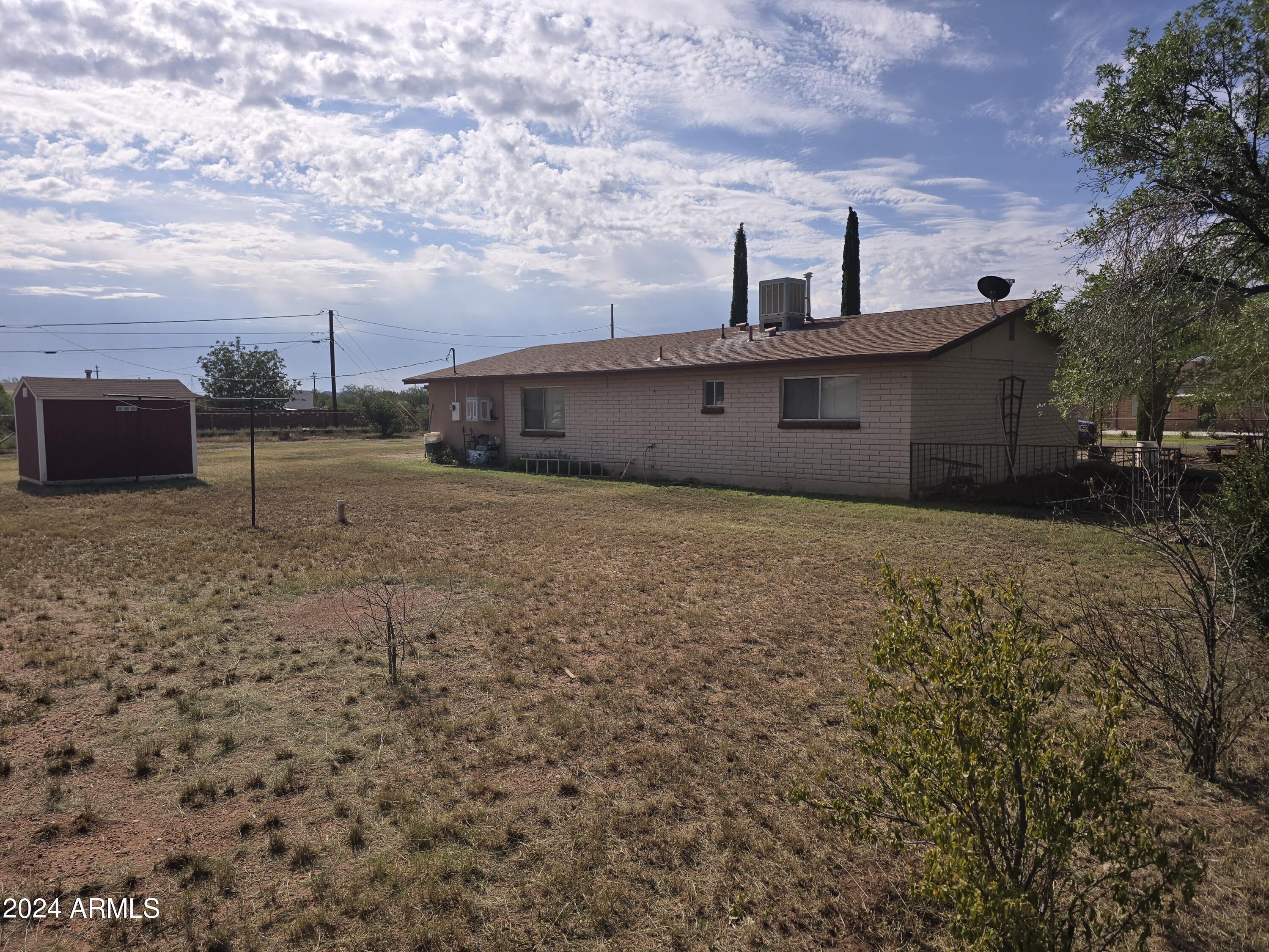 1614 West Fairway View Road Bisbee, AZ 85603 - Photo 9 of 32 1000004346