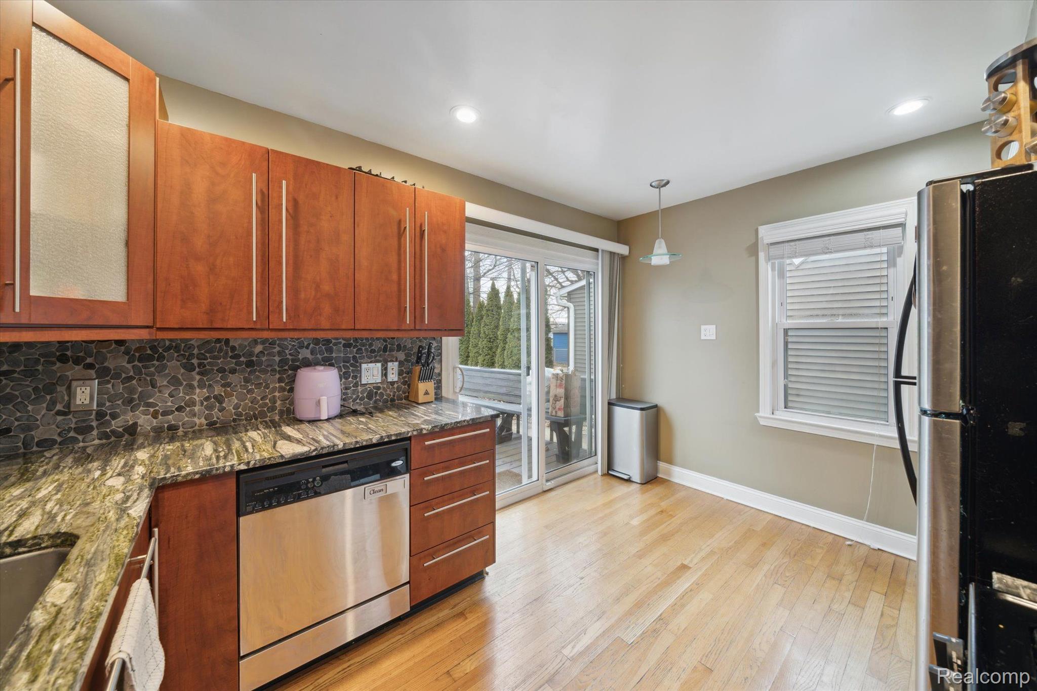 3312 Harvard Road Royal Oak, MI 48073 - Photo 6 of 20 Gallery Image 6