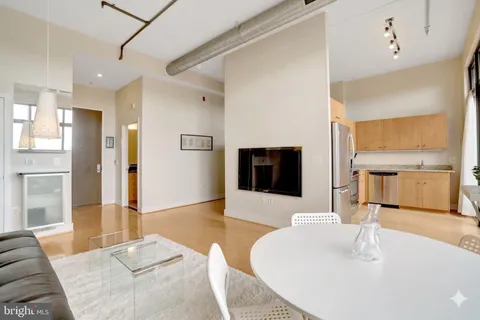 $439,900 | 520 John Carlyle Street, Unit 430, Alexandria, VA 22314