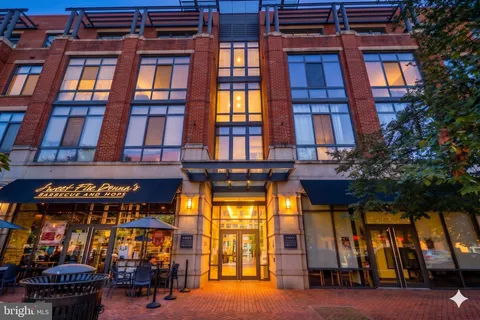 $439,900 | 520 John Carlyle Street, Unit 430, Alexandria, VA 22314