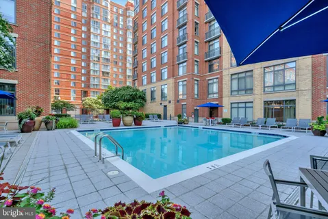 $439,900 | 520 John Carlyle Street, Unit 430, Alexandria, VA 22314