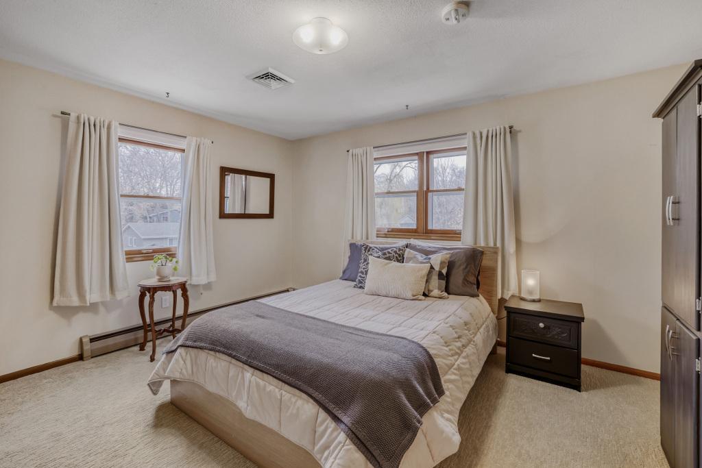 15567 Fish Point Road Prior Lake, MN 55372 - Photo 13 of 31