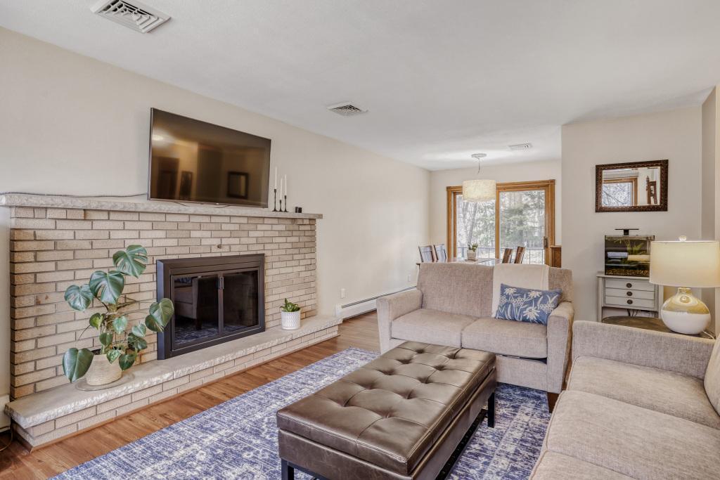 15567 Fish Point Road Prior Lake, MN 55372 - Photo 7 of 31