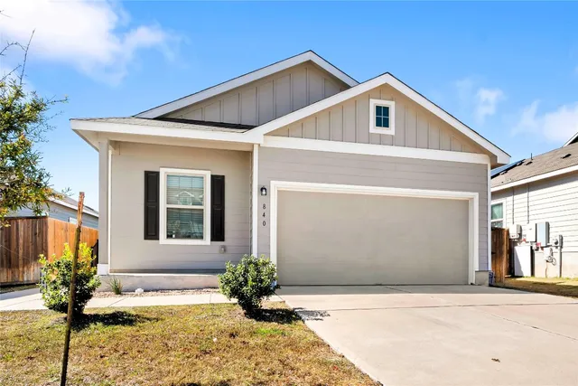 $189,900 | 840 Circle Way, Unit 18H, Jarrell, TX 76537