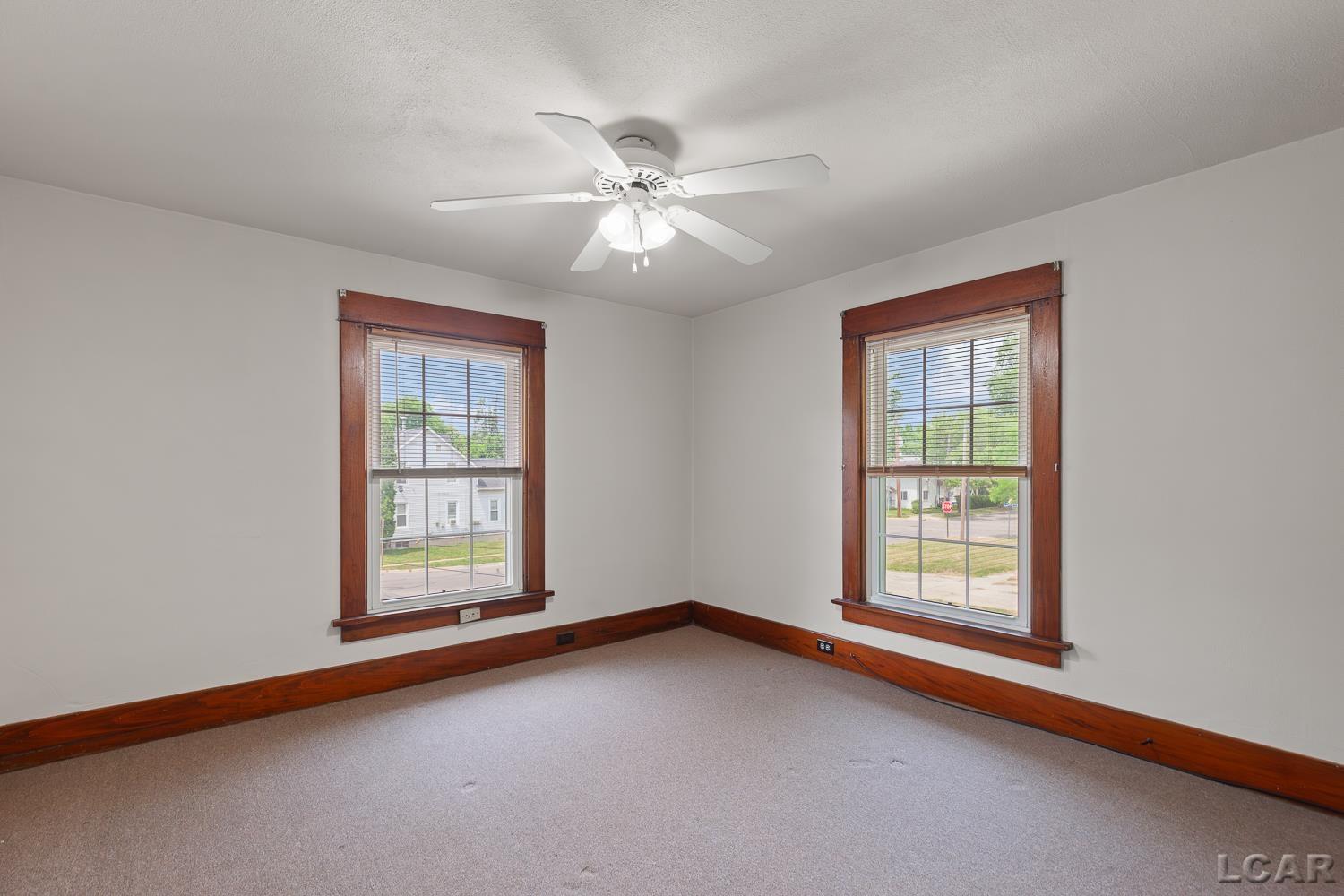 302 Croswell Street Adrian, MI 49221 - Photo 34 of 58