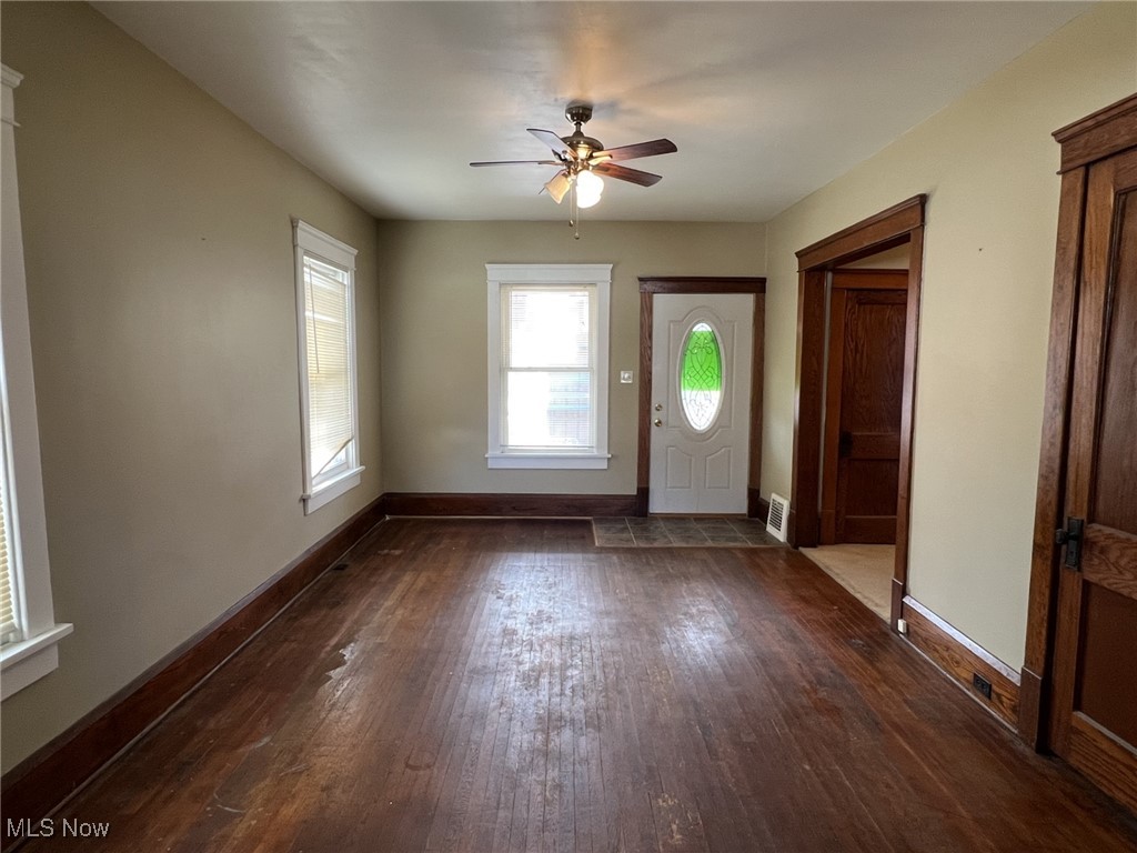 2907 6th Street Northwest Canton, OH 44708 - Photo 6 of 12 Gallery Image 6