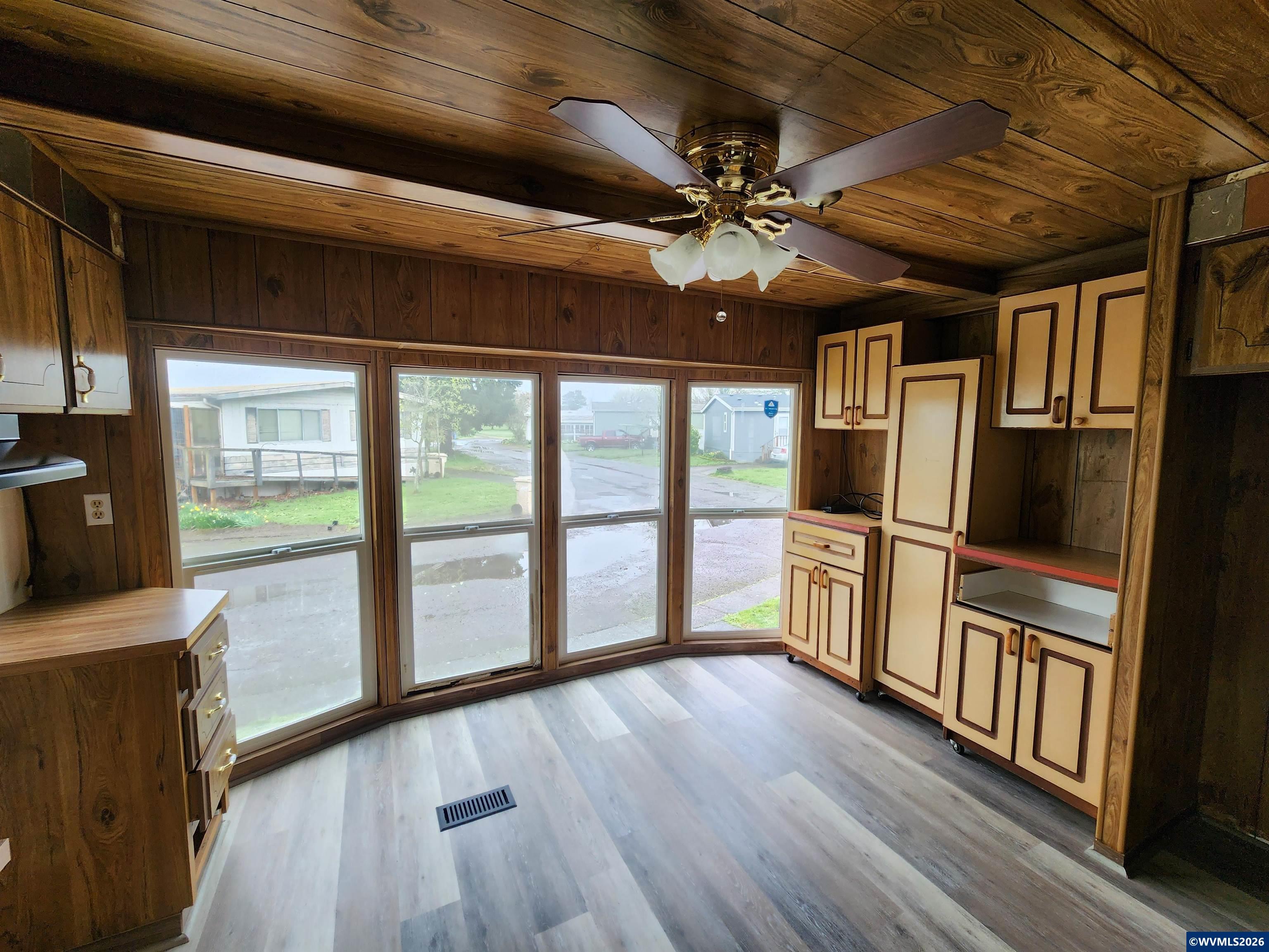 34505 Riverside Drive, Unit 23 Albany, OR 97321 - Photo 14 of 38