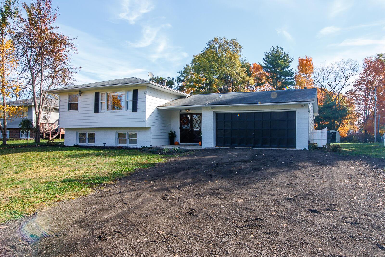 3548 South Hamilton Road Columbus, OH 43232 - Photo 3 of 42