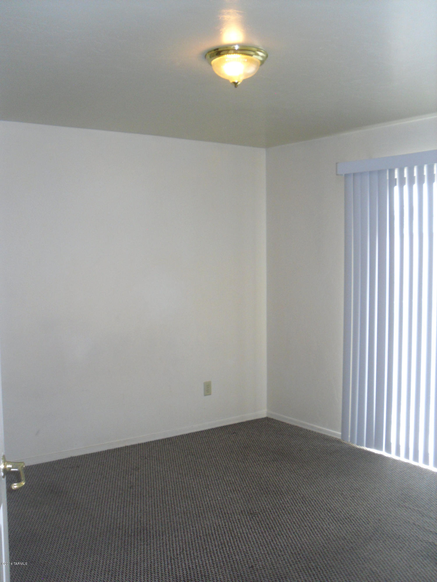 104 West Navajo Road Tucson, AZ 85705 - Photo 9 of 10