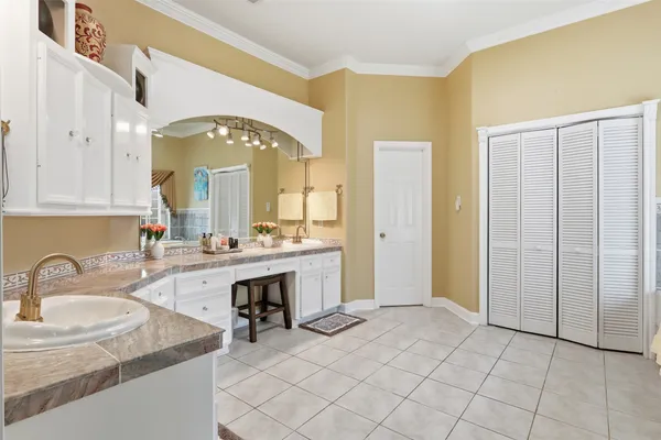 $695,000 | 21411 Stargrass Drive, Spring, TX 77388