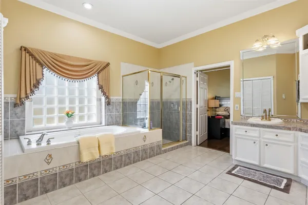 $695,000 | 21411 Stargrass Drive, Spring, TX 77388