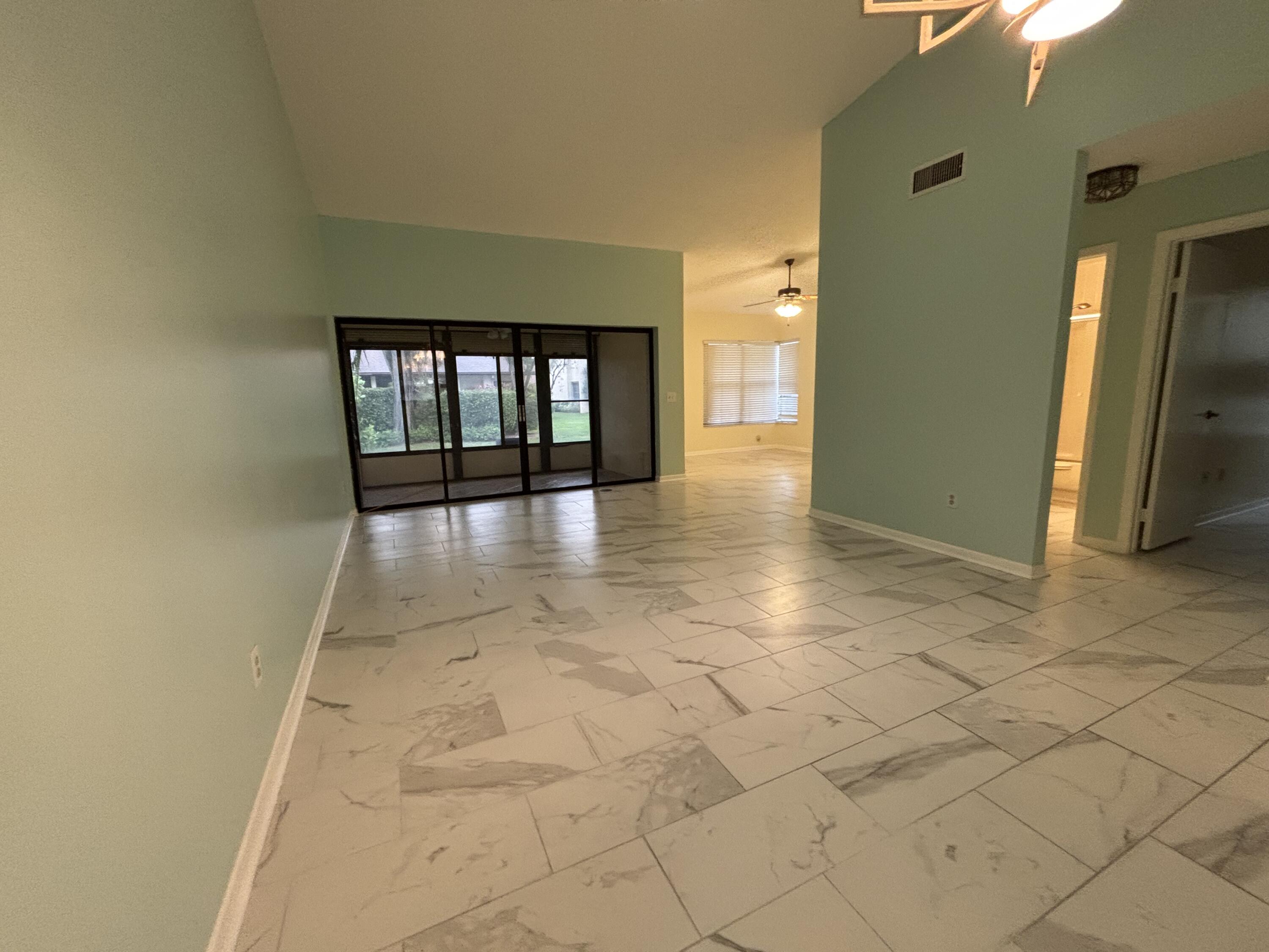 3872 Vine Trail, Unit D Lake Worth, FL 33467 - Photo 7 of 18