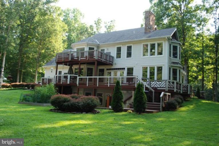 8 Winning Colors Road Stafford, VA 22556 - Photo 2 of 24 Exterior (Rear)
