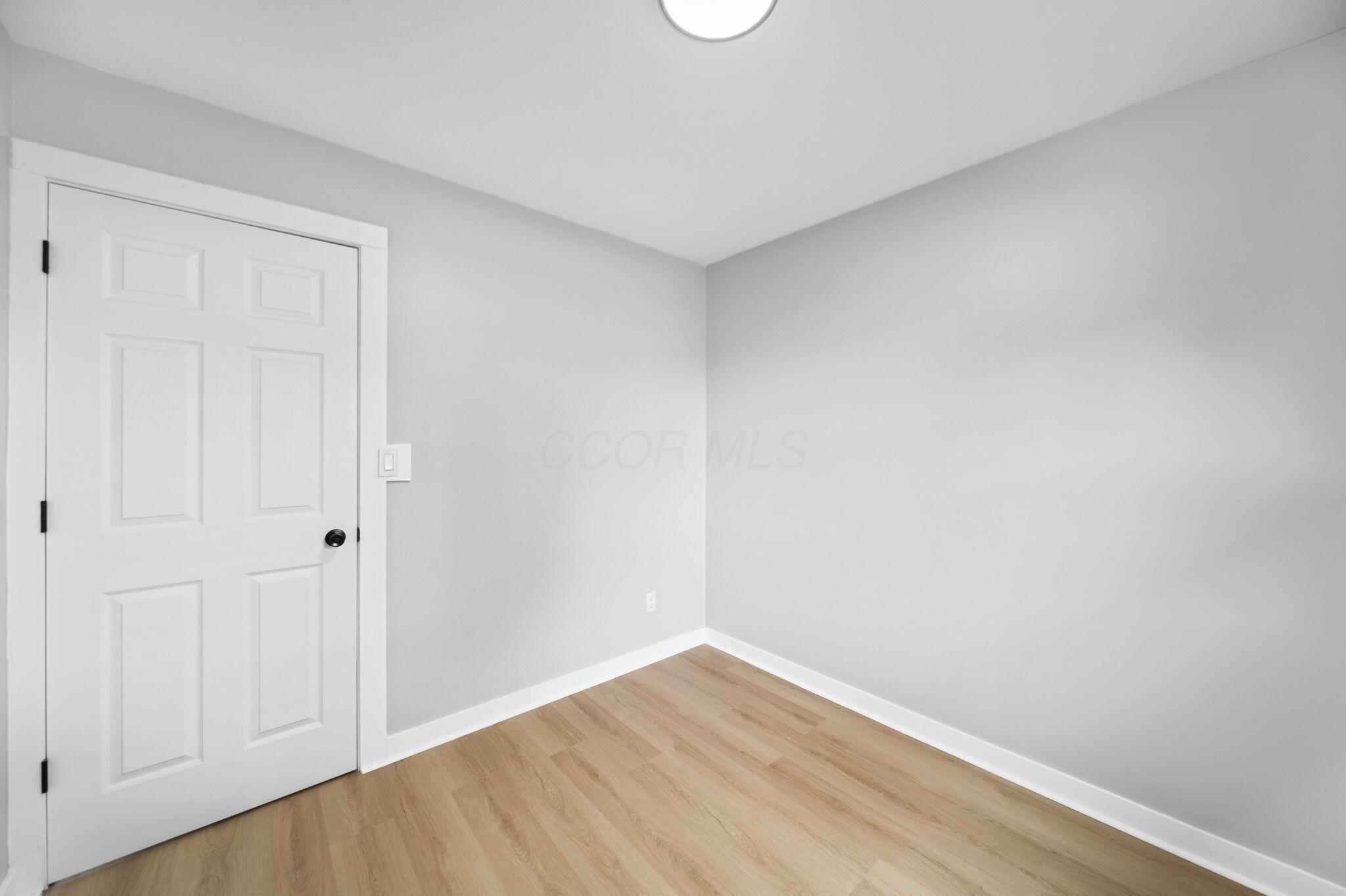 6365 Faircrest Road Columbus, OH 43229 - Photo 28 of 87 28-web-or-mls-DSC01100