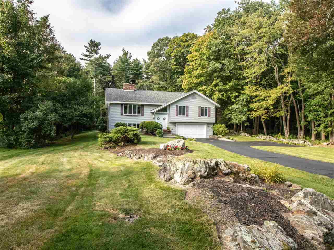 106 Clark Road Rye, NH 03870 - Photo 2 of 39