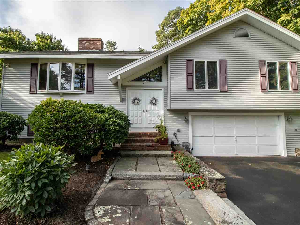 106 Clark Road Rye, NH 03870 - Photo 6 of 39