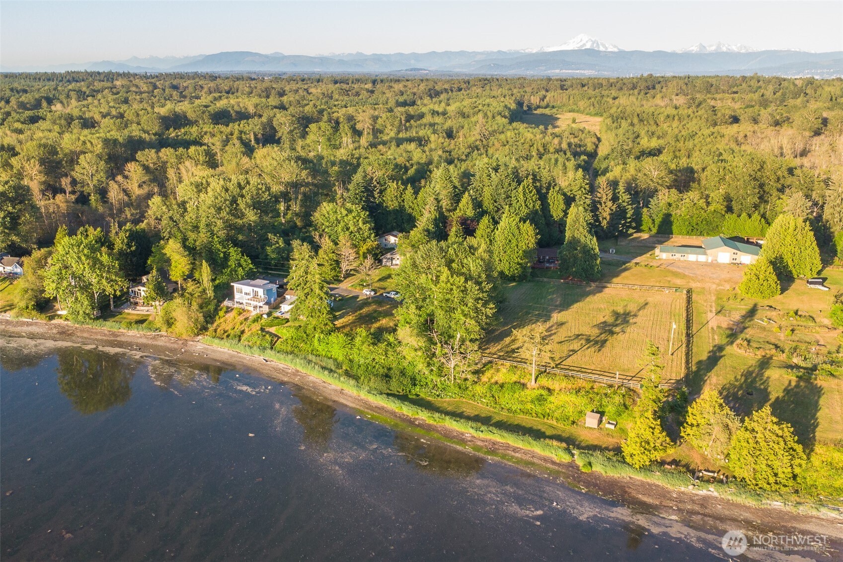3643 Harnden Road Bellingham, WA 98226 - Photo 4 of 13 Gallery Image 4