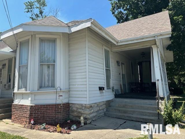 321 North Main Street White Hall, IL 62092 - Photo 3 of 22
