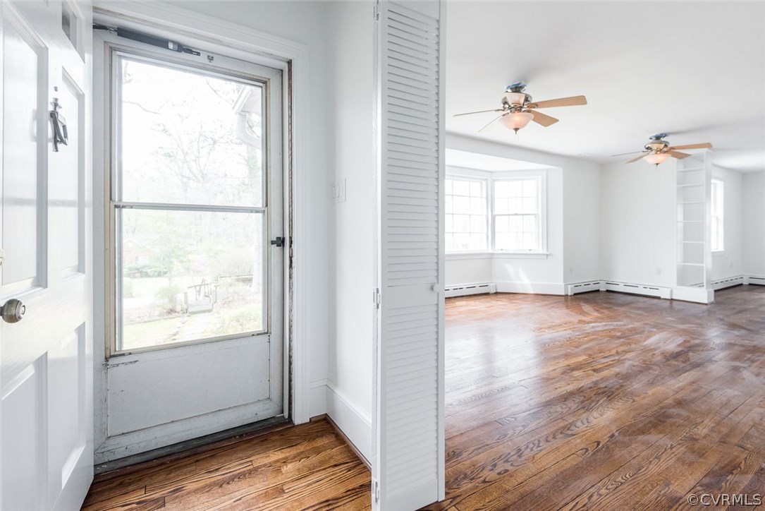 4221 Wakefield Road Richmond, VA 23235 - Photo 3 of 24