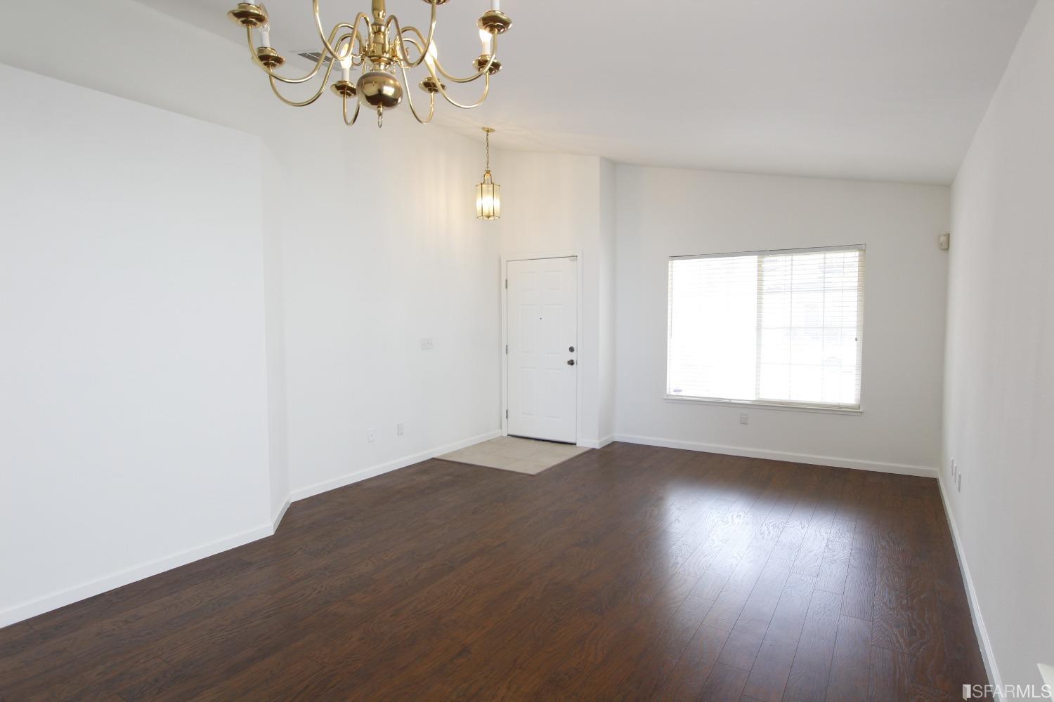 1005 Rockspring Way Antioch, CA 94531 - Photo 3 of 19