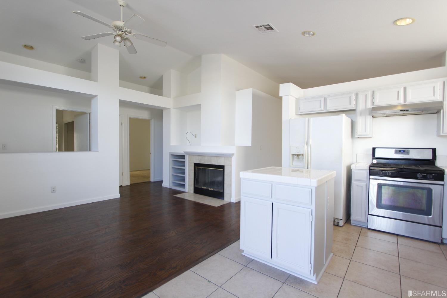1005 Rockspring Way Antioch, CA 94531 - Photo 5 of 19