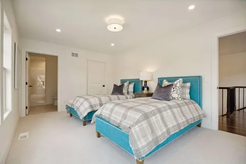 $2,945,000 | 4717 Meadow Road, Edina, MN 55424