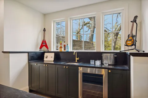 $2,945,000 | 4717 Meadow Road, Edina, MN 55424