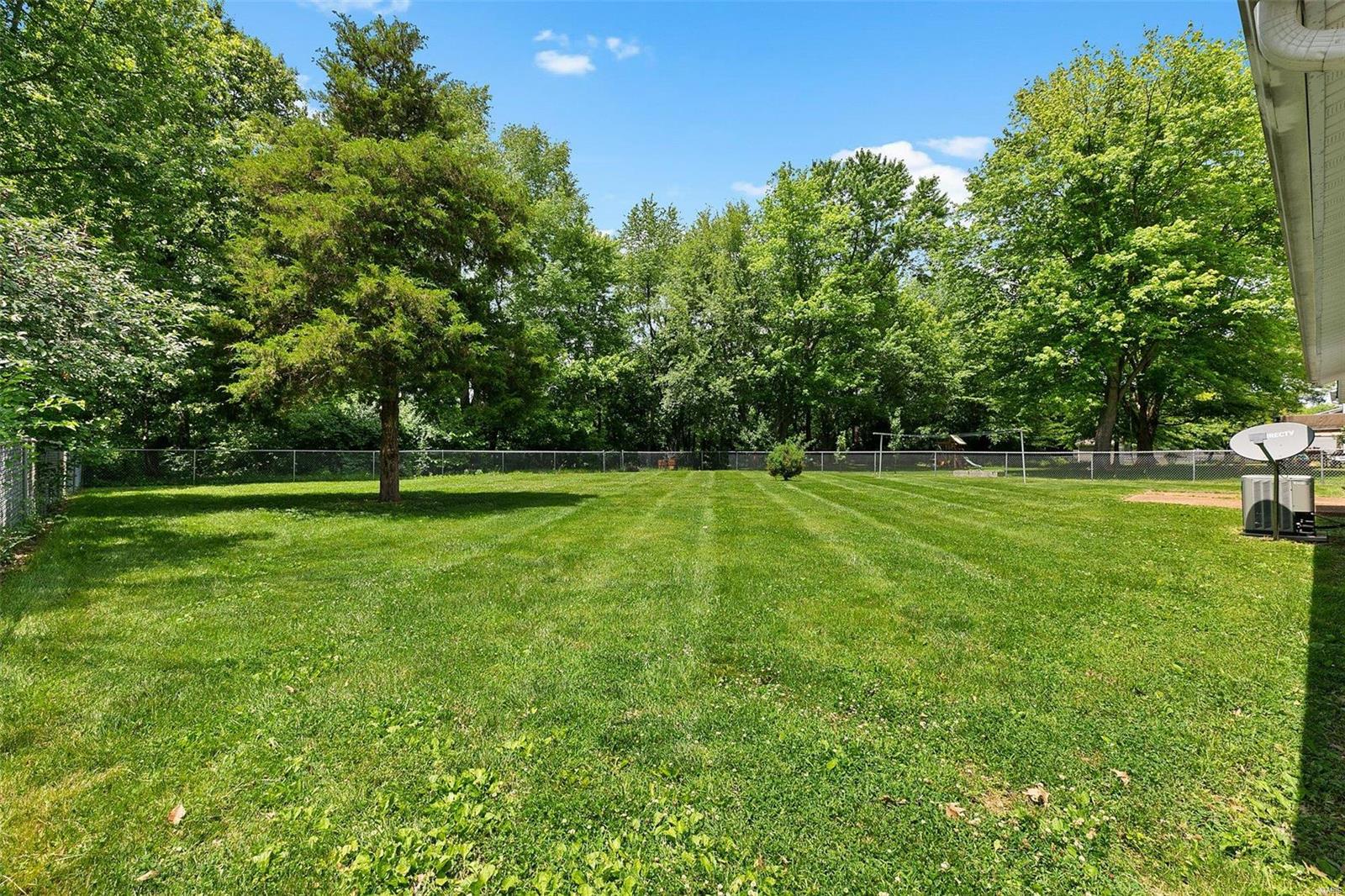 101 Sugarmill Road Troy, IL 62294 - Photo 24 of 35 Gallery Image 24