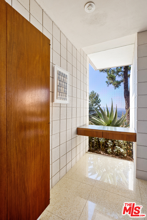 3346 Beverly Ranch Road Beverly Hills, CA 90210 - Photo 17 of 48